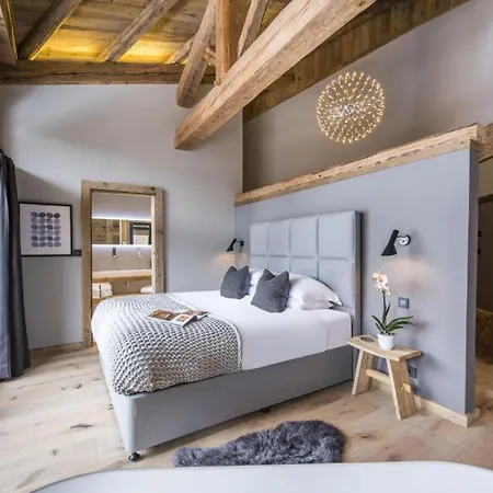 Mountain Majesty Awaits: Luxe Living In * 采尔马特